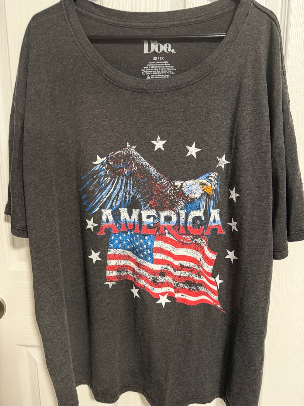 Doe. Men's Charcoal Short Sleeve 'America' Graphic Tee